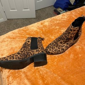 Leopard Ankle boots. Size 7.5